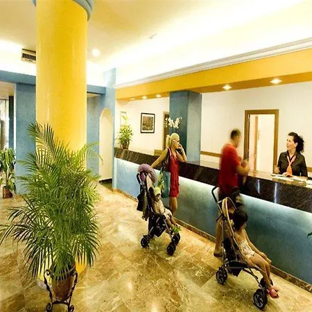 Monarque Torreblanca Hotel