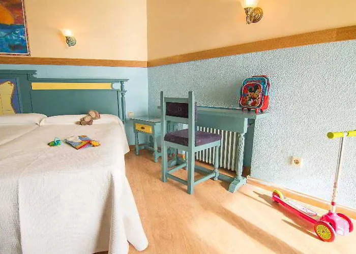 Monarque Torreblanca Фуэнхирола