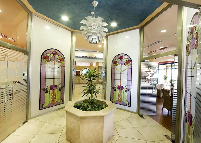 Отель Monarque Torreblanca